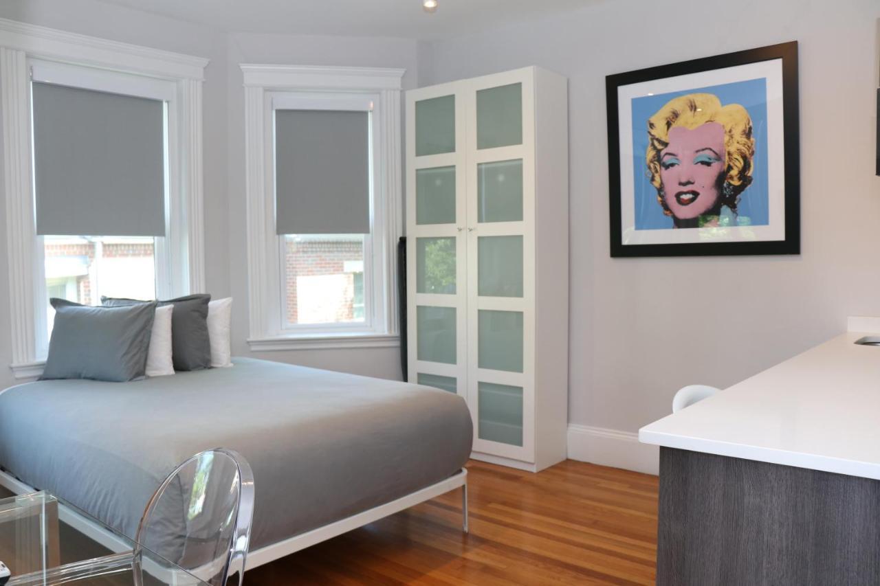 A Stylish Stay W/ A Queen Bed, Heated Floors.. #34 Brookline Exterior photo